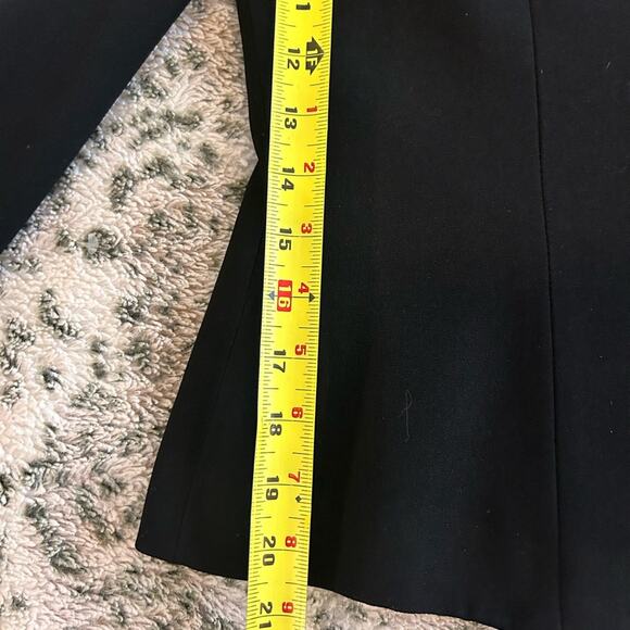 Zelda Fitted Black Jacket, Curved Lapel, Retro 40s/50s Vibe - Picture 8 of 10